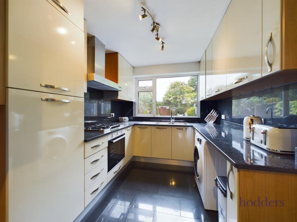 House in Kingston upon Thames - View 2