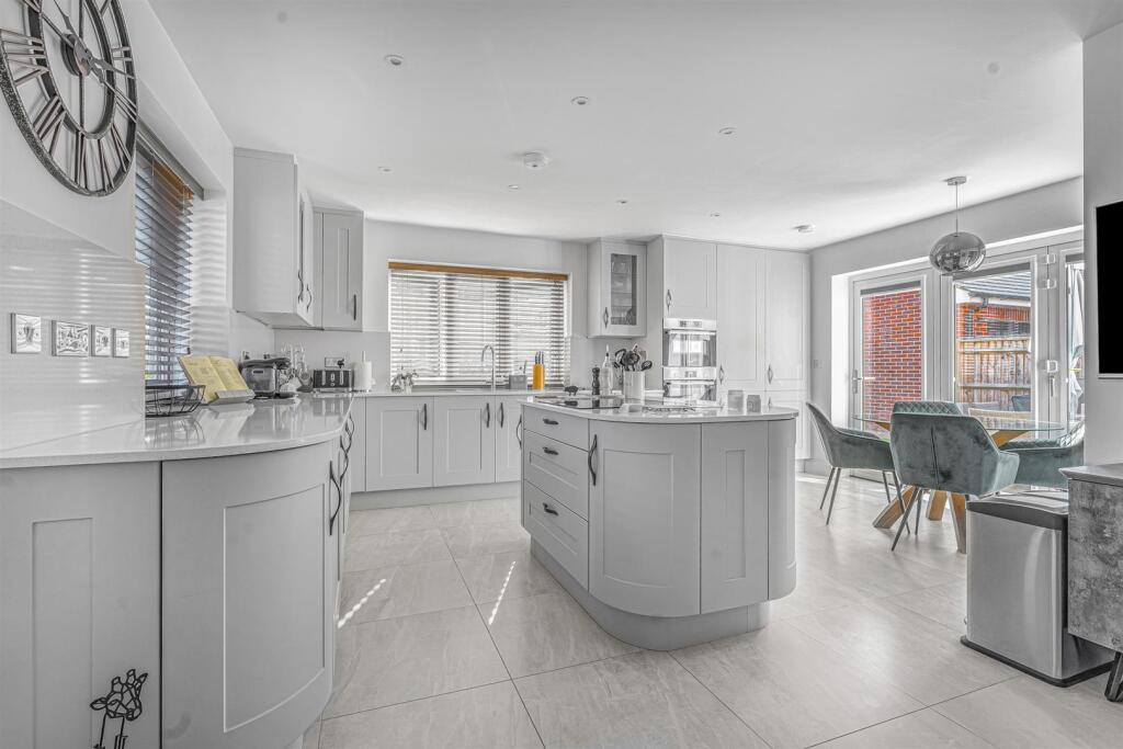 Leigh Woods Place, Silsoe photo 3
