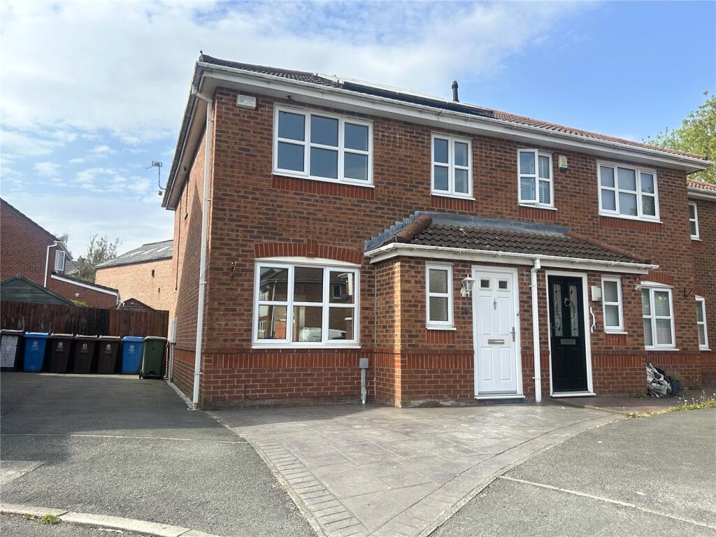 Main image of property: Blackdown Grove, Copthorne Park, Oldham, OL8