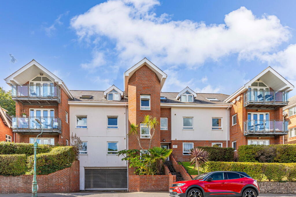 Studland Road, Bournemouth, BH4 8HL