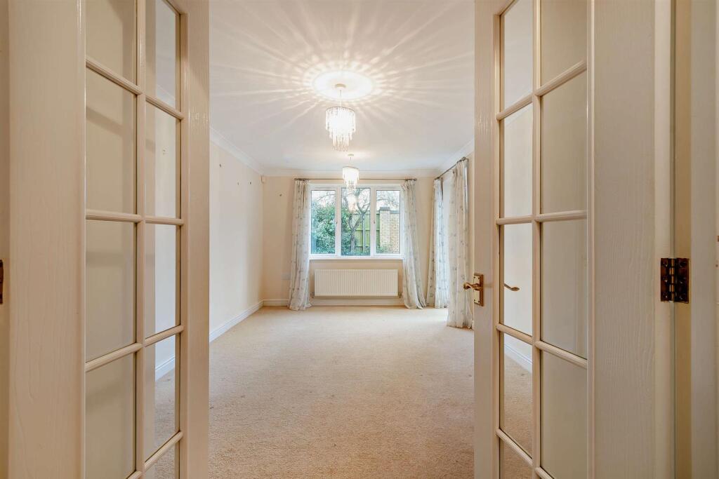 Lime Tree Avenue, Uppingham, Rutland photo 4