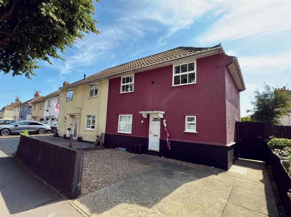 Main image of property: Minden Road, Lowestoft, Suffolk, NR32