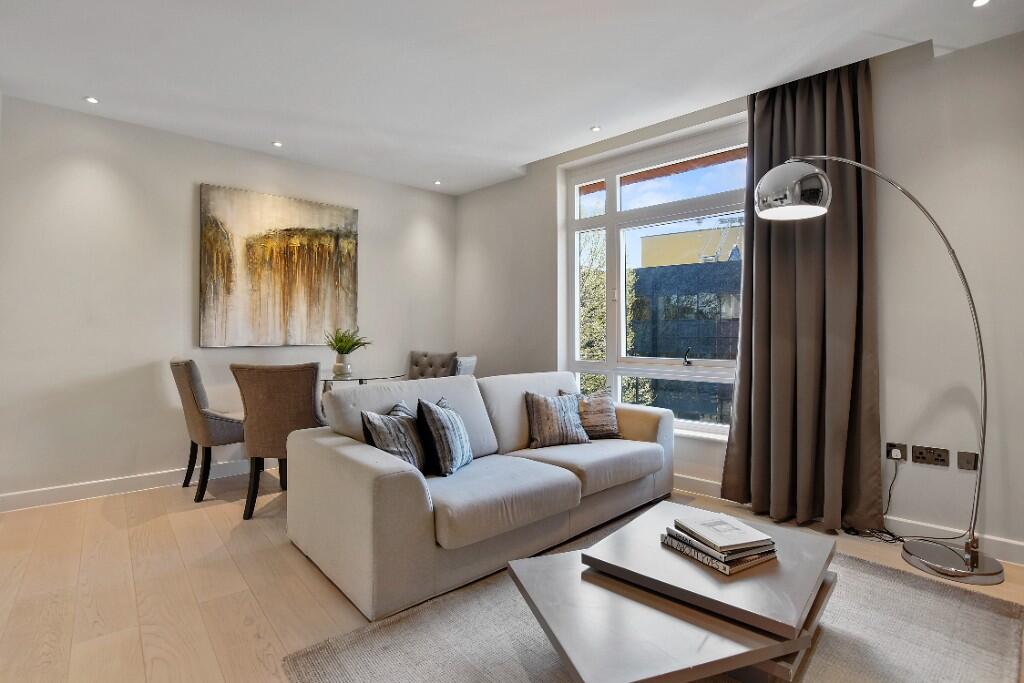2 bedroom semi-detached house for rent