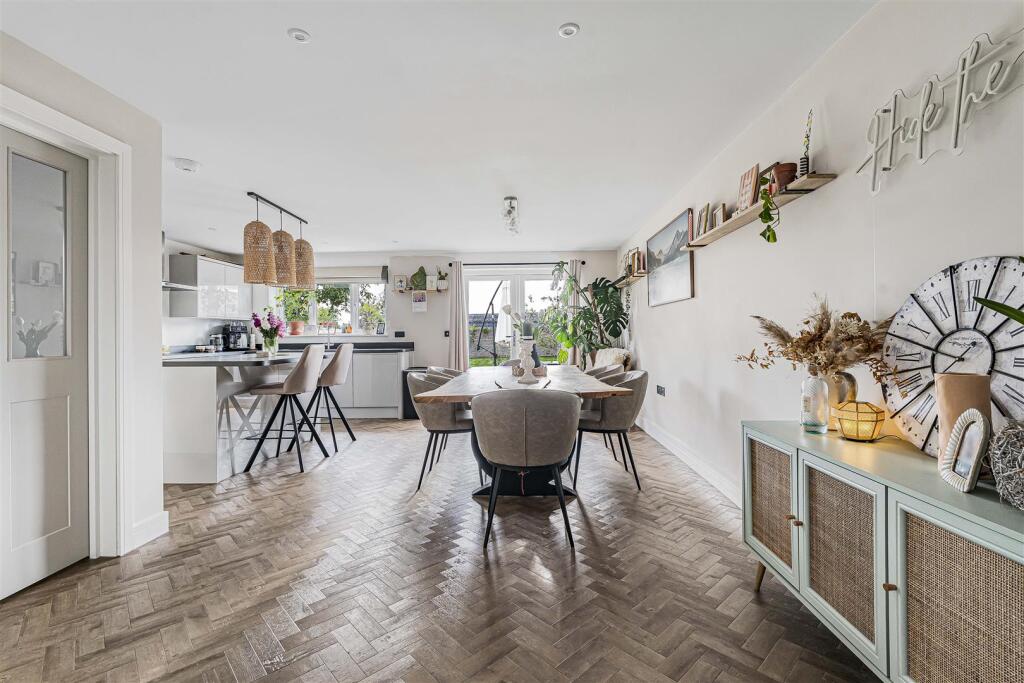 House in Stevenage - View 3