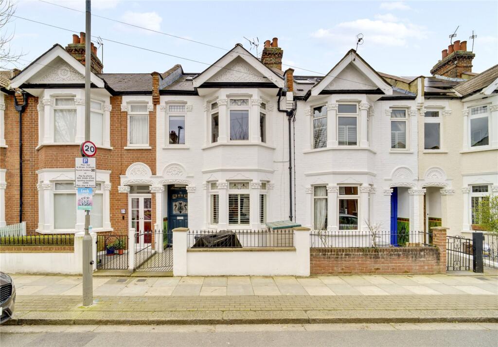 Muncaster Road, SW11 photo 2