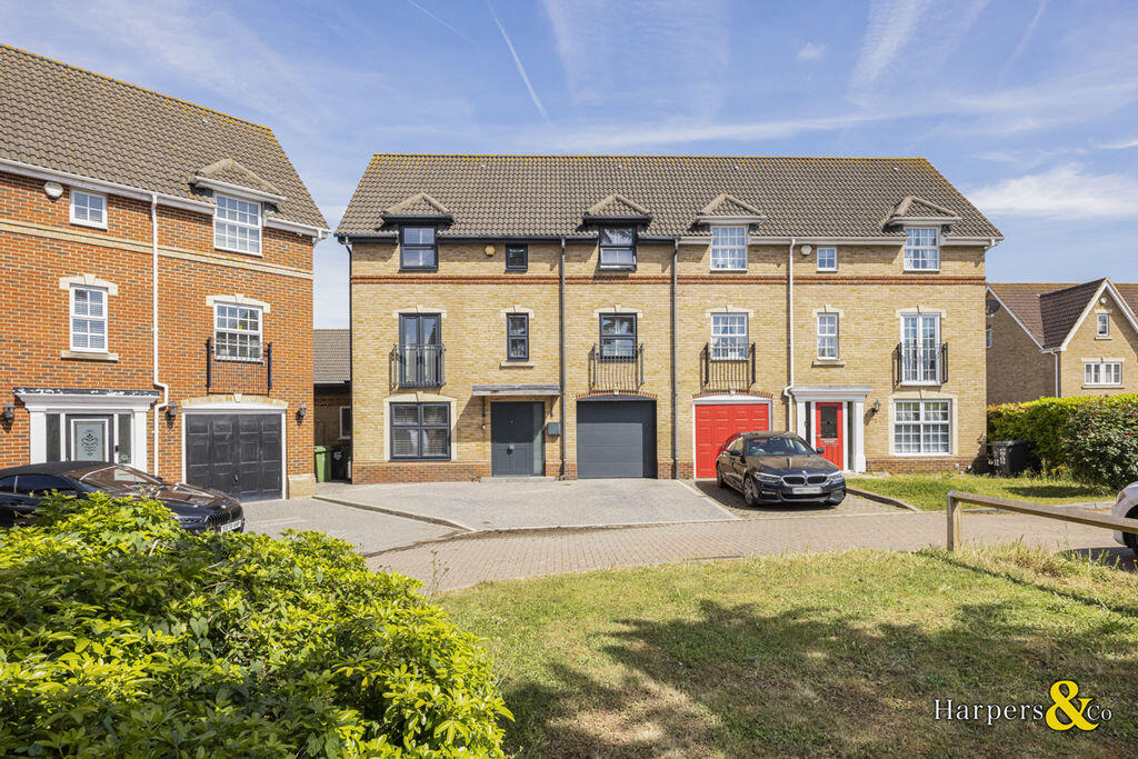 Main image of property: Pinewood Place, Dartford