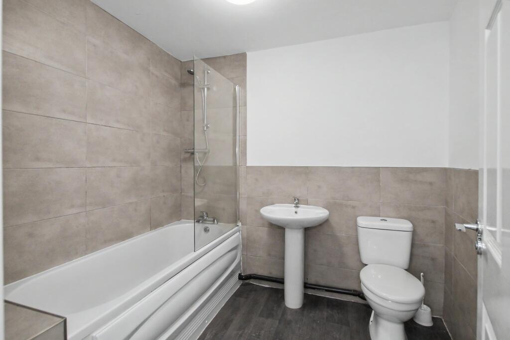 Apartment in Stockport - More