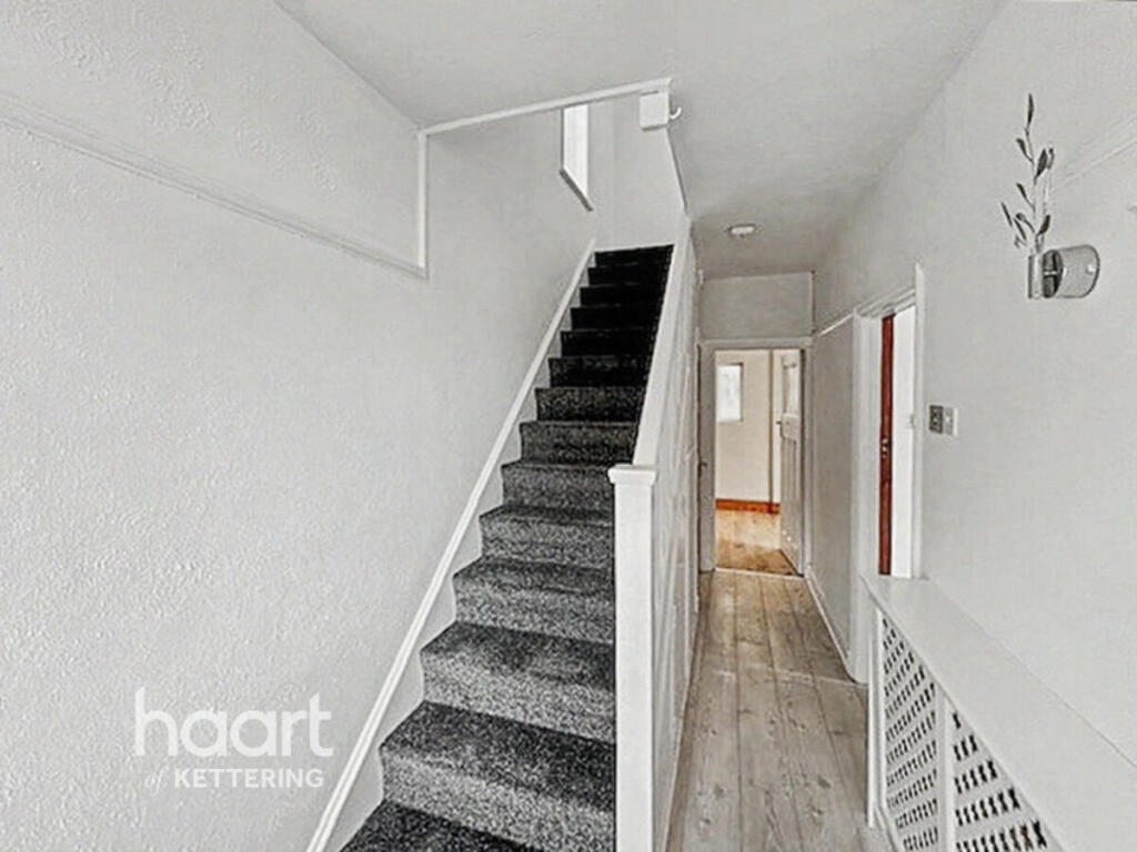 House in Northampton - View 3