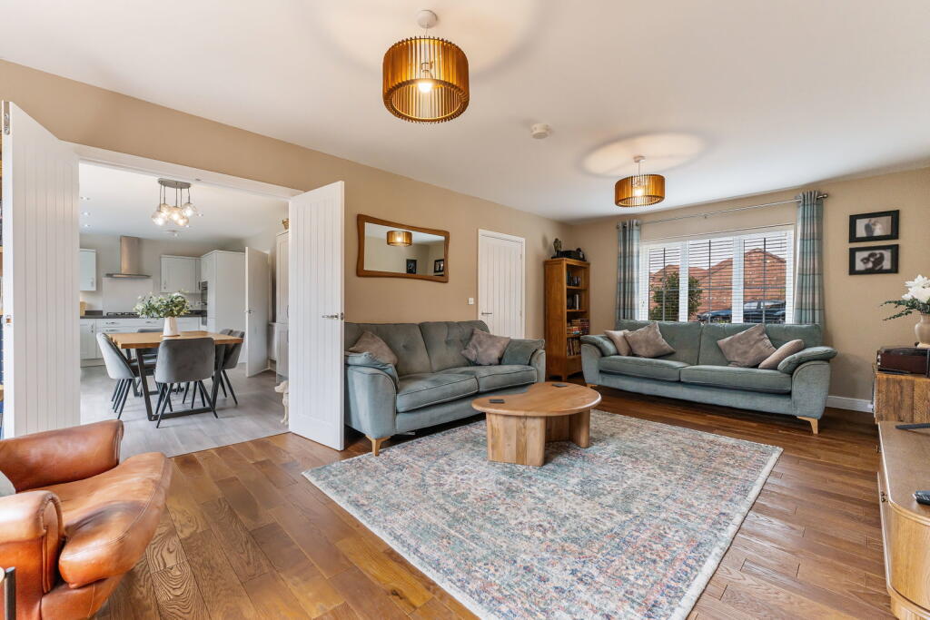 House in West Lindsey, Saxilby, Saxilby with Ingleby CP - View 5