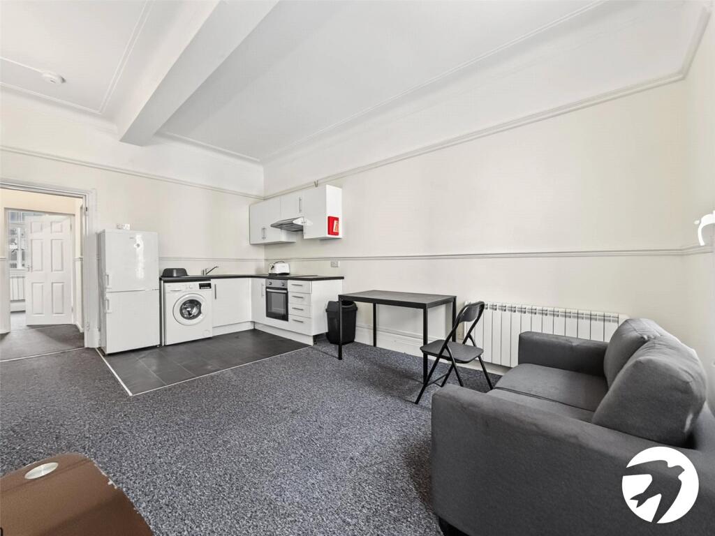 Apartment in Rochester - View 4