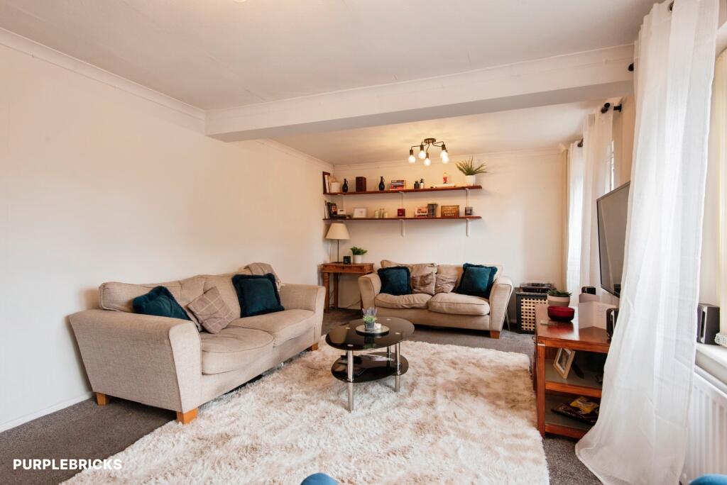 House in Stevenage - More