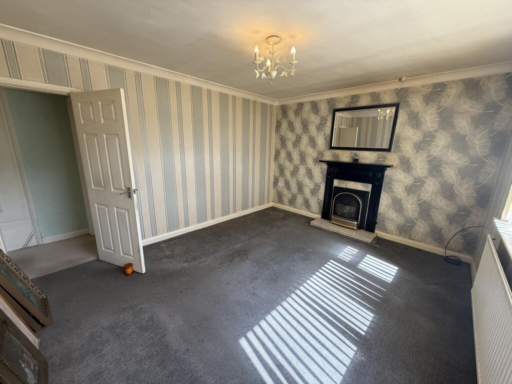 6 Williams Street, Parkgate, Rotherham, South Yorkshire S62 6AZ photo 4