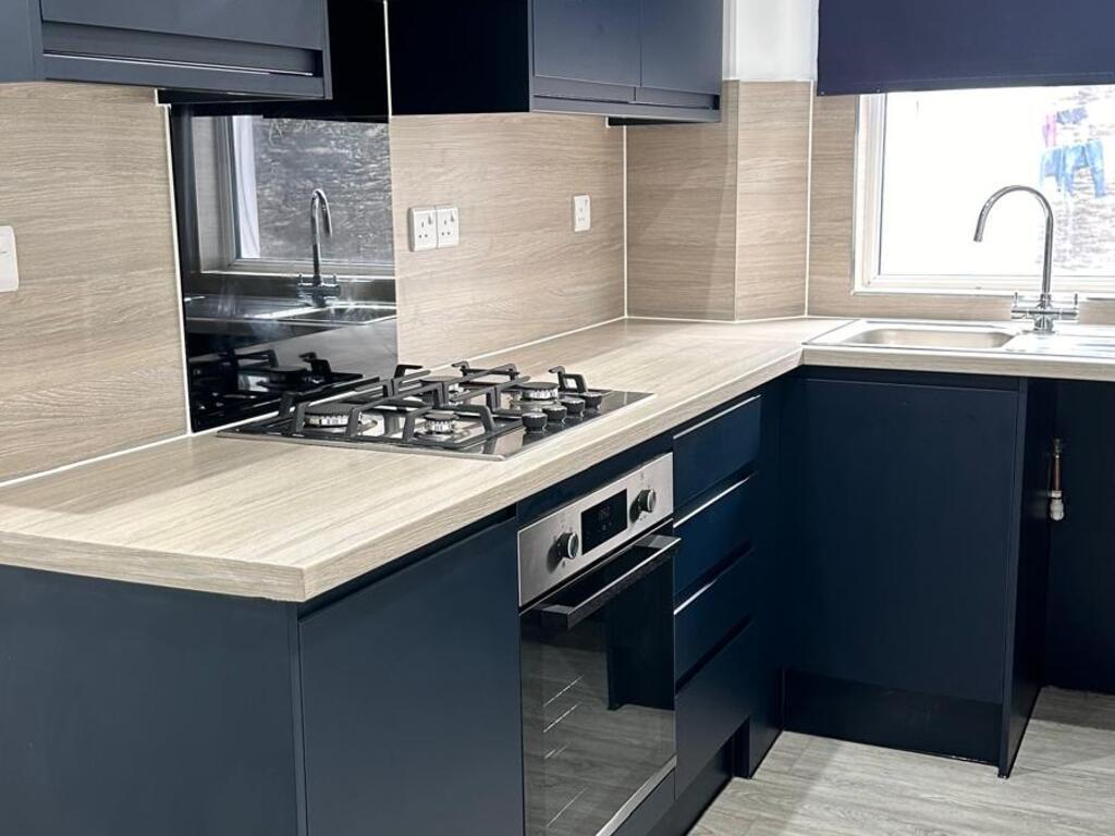 Main image of property: 241 Lipson Road, Flat 3