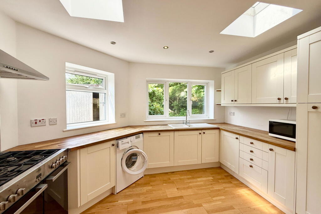 House in Mid Sussex, Hassocks - More