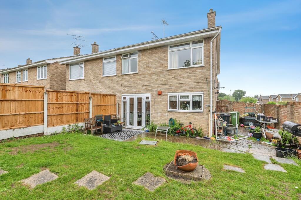 Main image of property: Hollyford, Billericay, Essex, CM11
