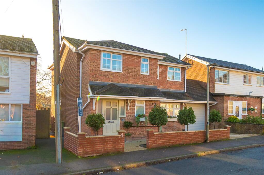 Main image of property: Cedarwood Drive, St. Albans, Hertfordshire