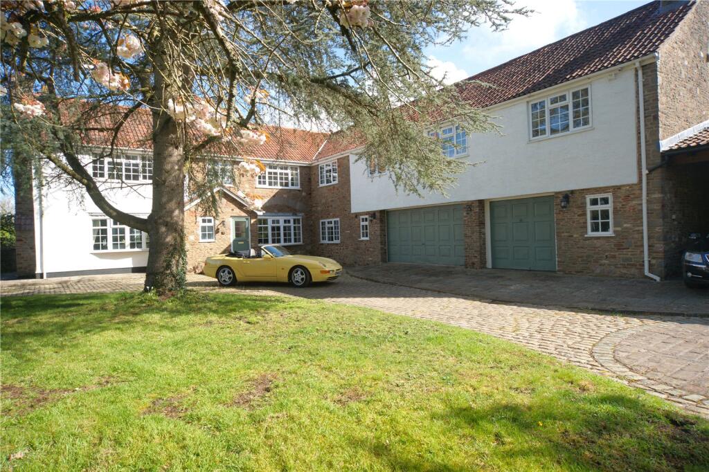 Main image of property: Engine Common Lane, Yate, Bristol, South Gloucestershire, BS37