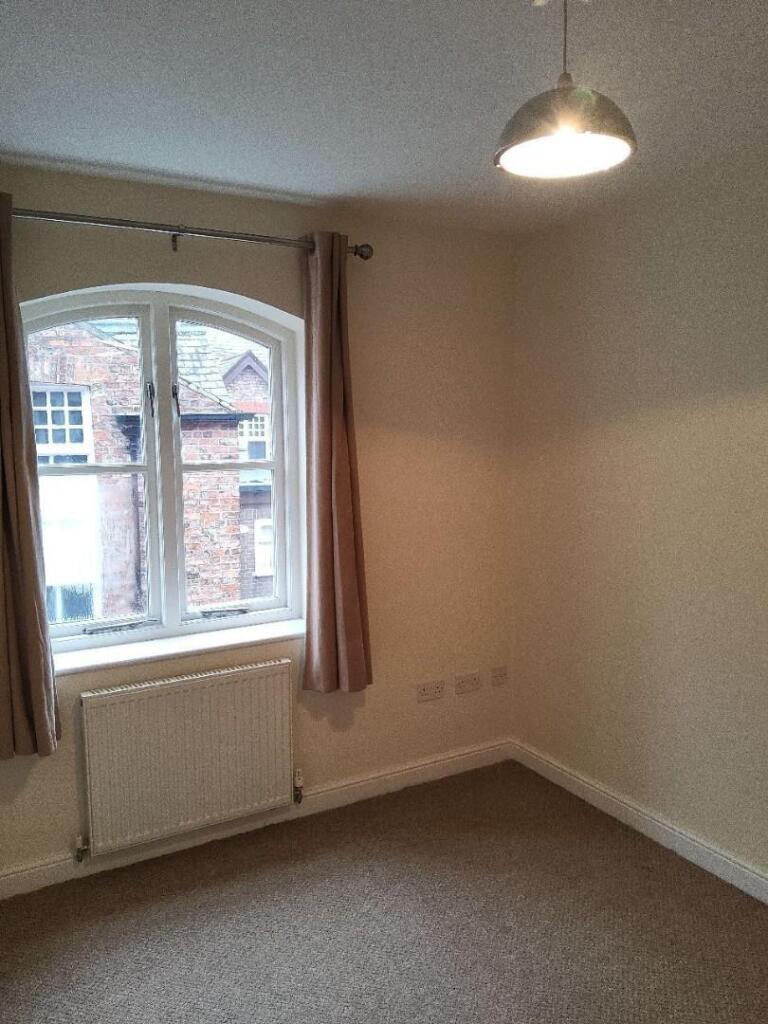 Apartment in York - View 2