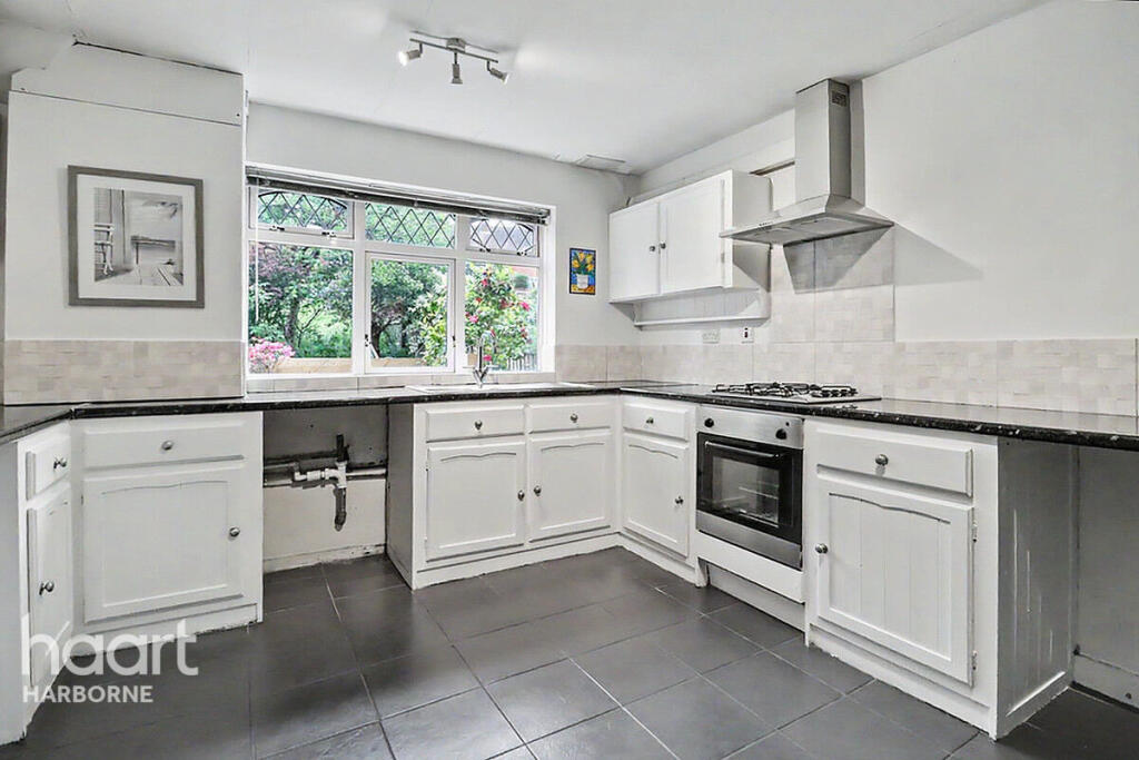 Cadnam Close, Harborne - View 3