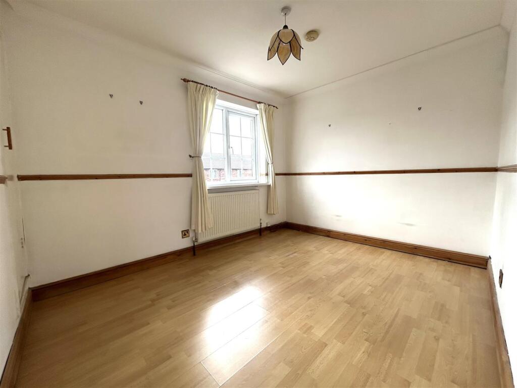 House in Leicester - More