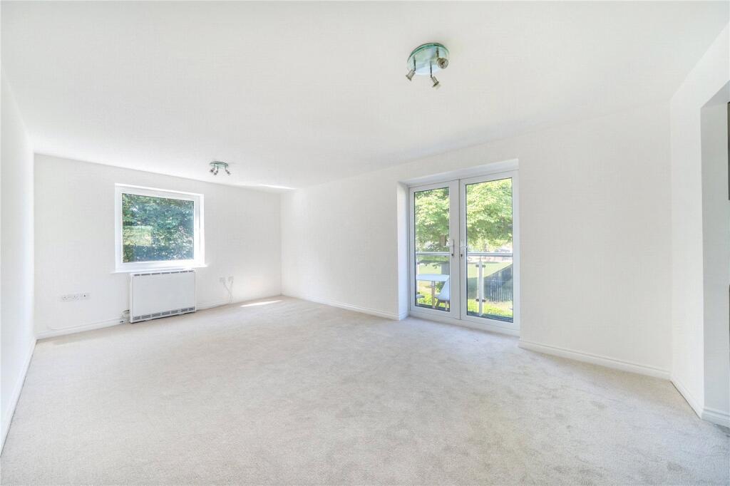 Apartment in Dartford, Heath Side, Joydens Wood - View 4
