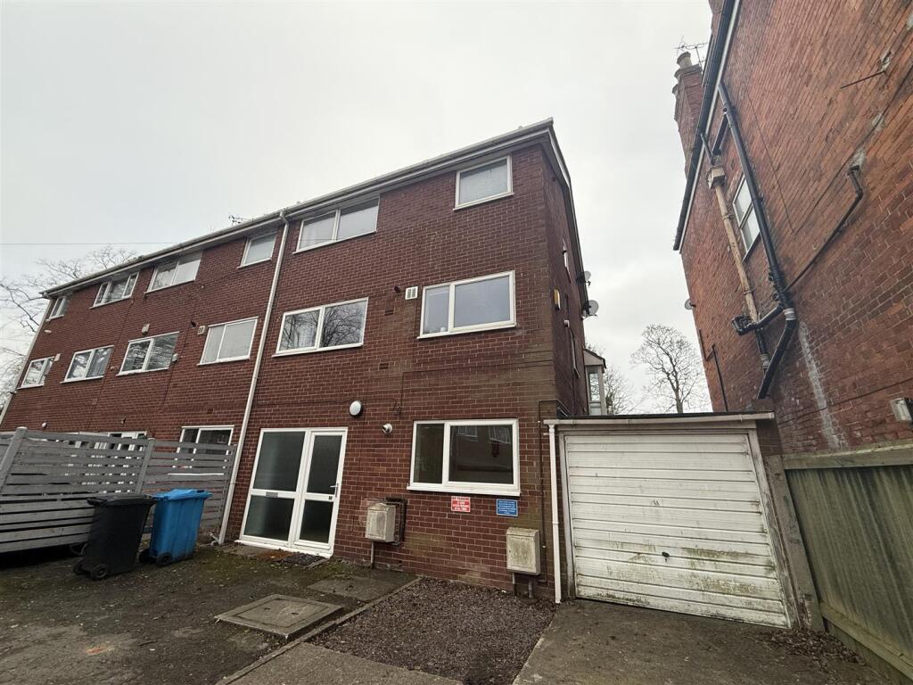 Avenues Court, Princes Avenue, Hull photo 4