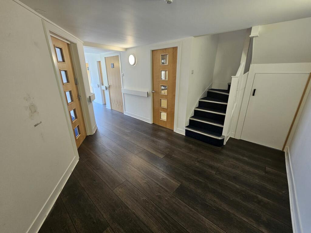 Additional image 5 of Unit 15-16,Aston Fields Industrial Estate, Aston Road, Bromsgrove, B60 3EX