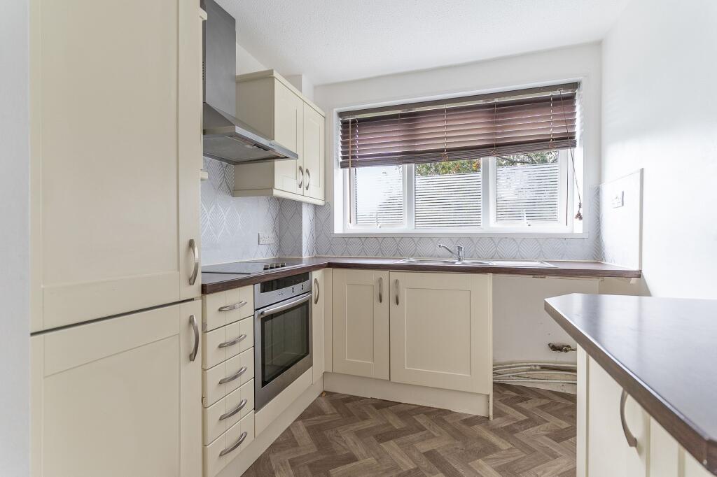 Main image of property: Pyle Road, Cardiff, CF5