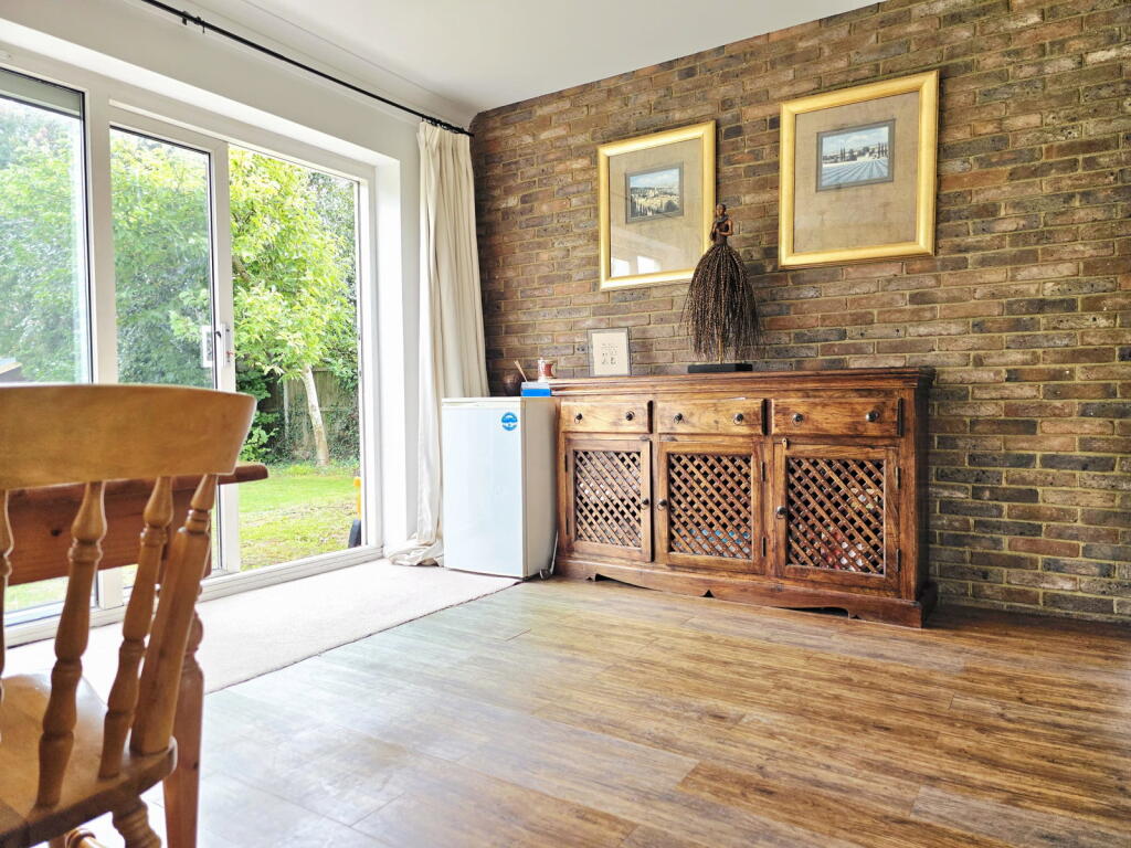 House in Canterbury, Barton Estate, St. Martin's - More