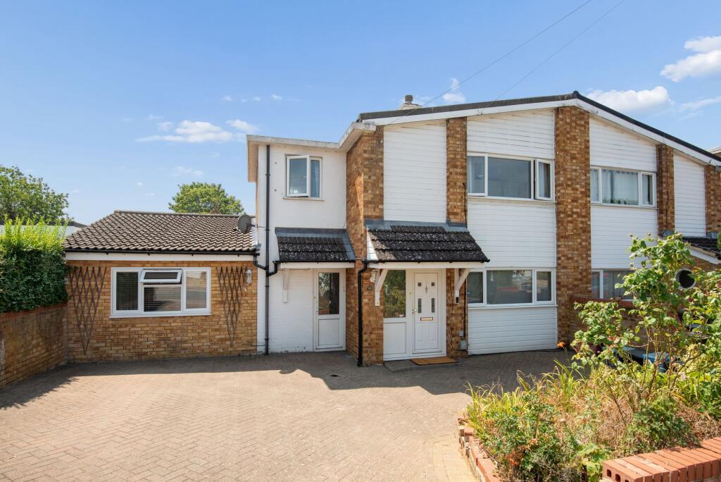 Main image of property: Angle Ways, Stevenage, SG2