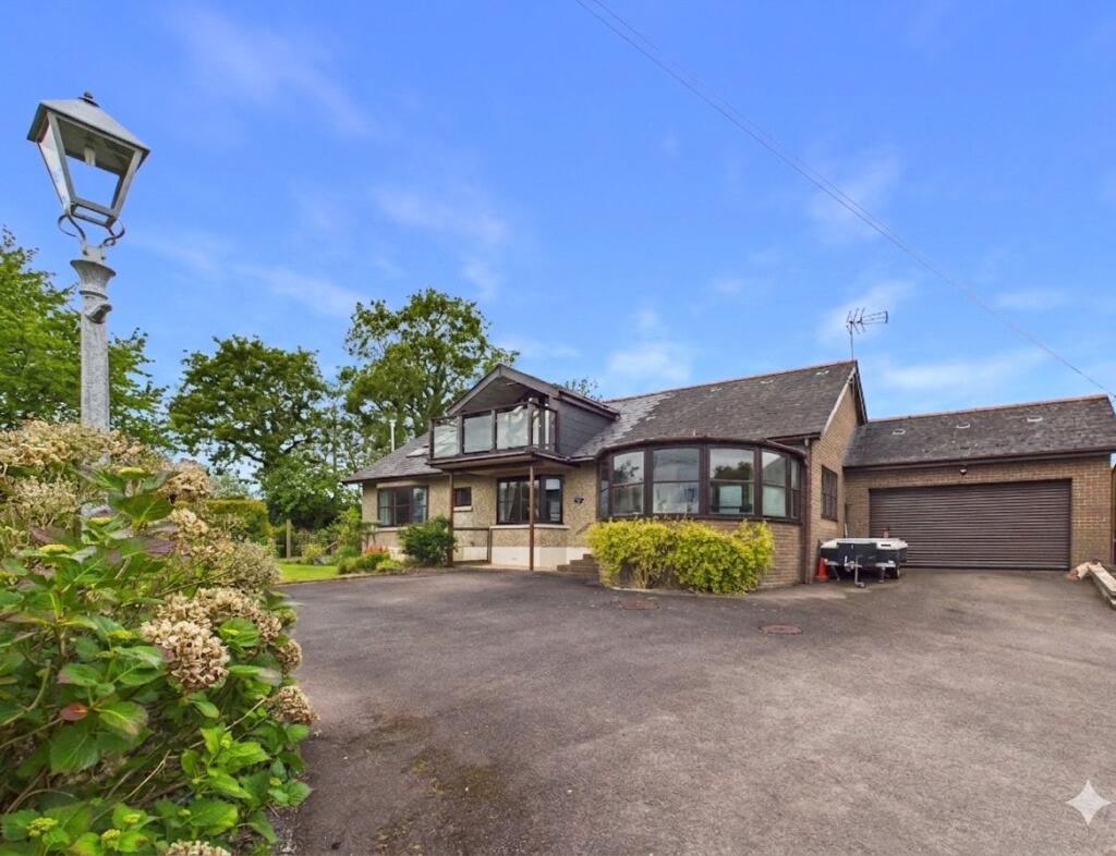 Main image of property: Lower Town, Sampford Peverell, Tiverton, Devon, EX16