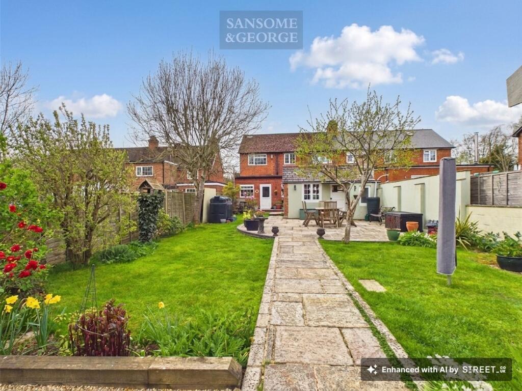 House in Basingstoke and Deane, Silchester - View 4