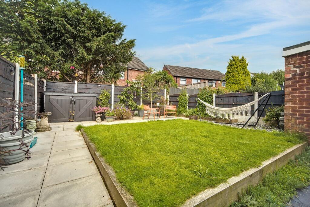 House in Wigan, New Springs - View 2