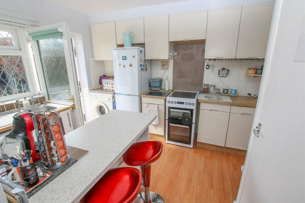 7, Greenacre Close, South Wootton, PE30 photo 3