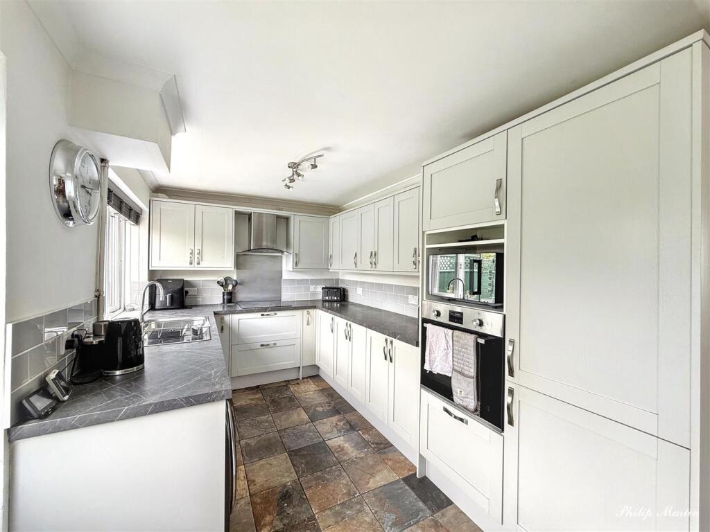 House in Truro - View 5