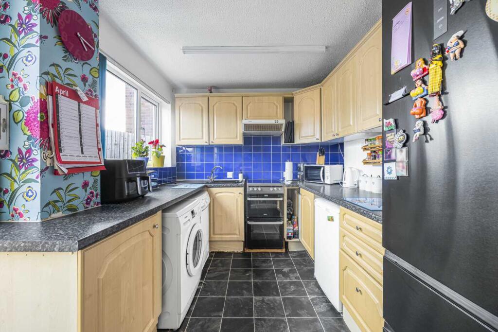 House in Leominster, Herefordshire - View 4