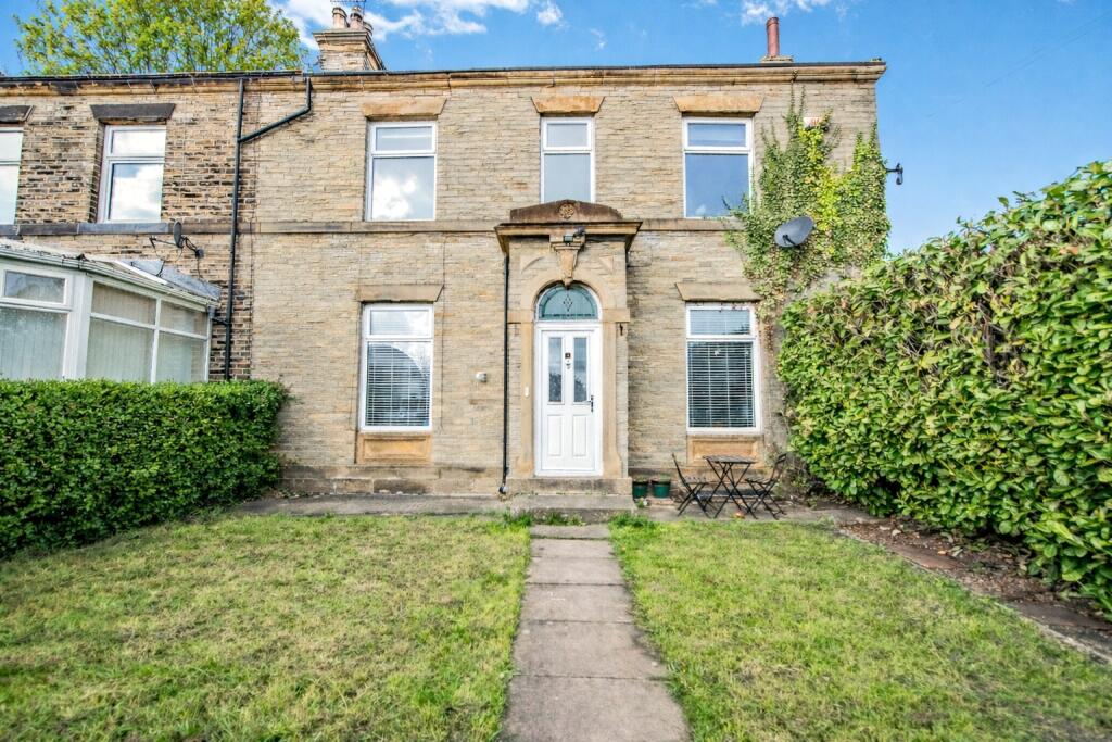 Main image of property: Ash Terrace, Cleckheaton, BD19