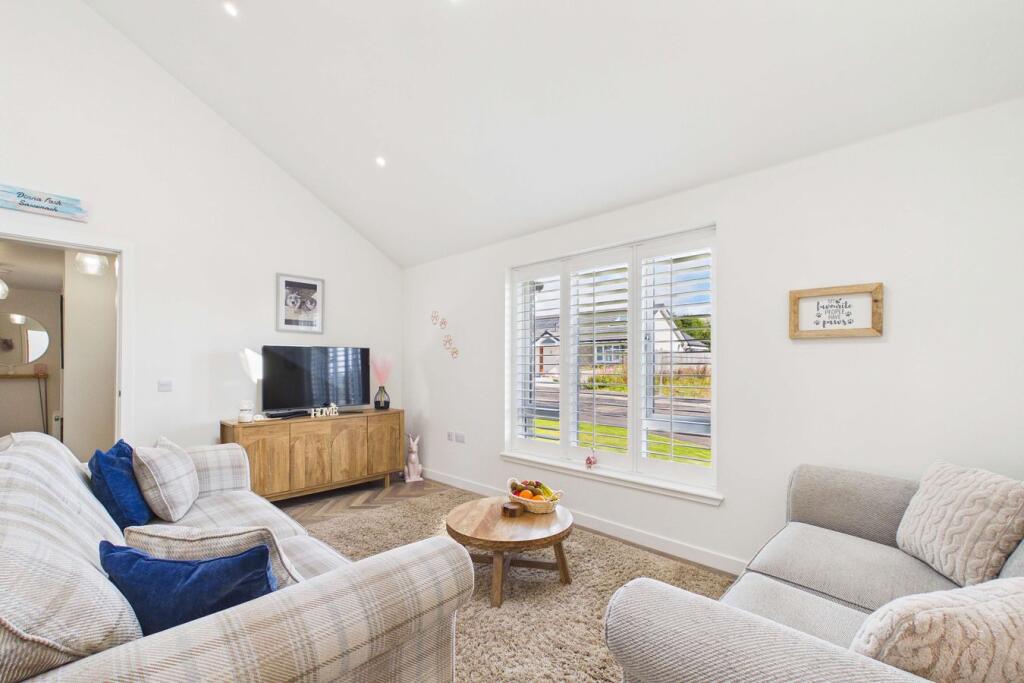 House in Perth - View 4