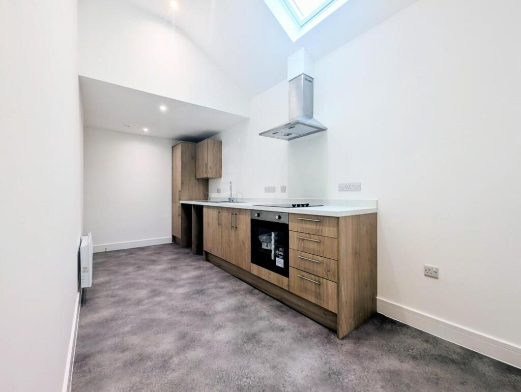 Apartment in Dorchester - View 5