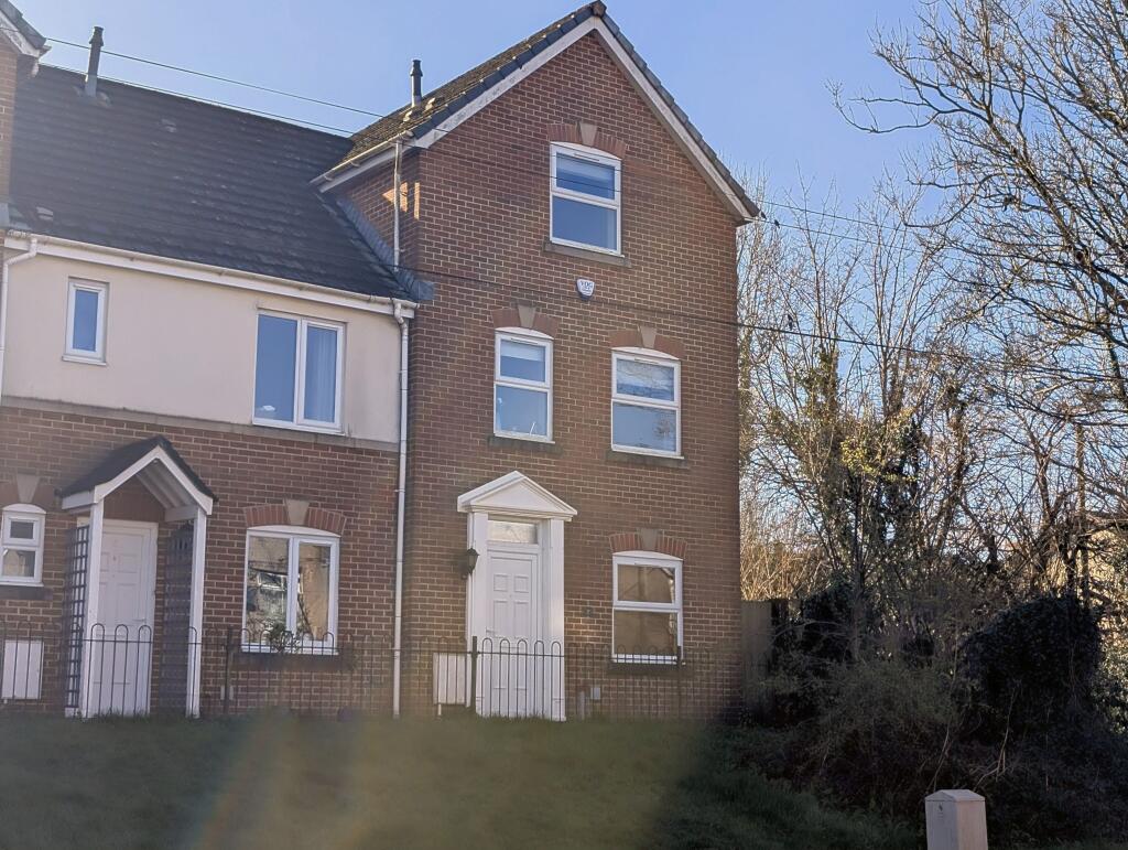Main image of property: Rhiw'r Derwen, Llanharan, PONTYCLUN