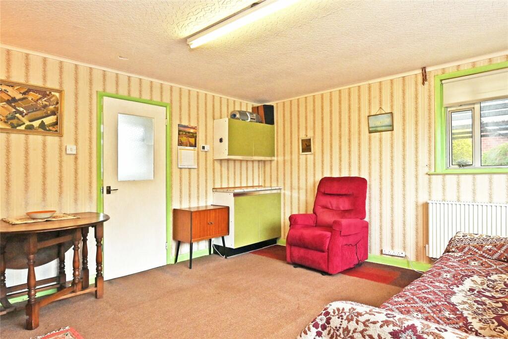House in Llandrindod - More