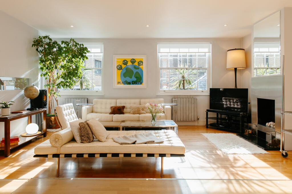 House in London - View 2