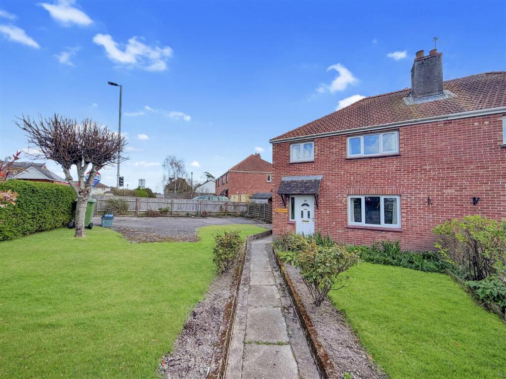 Main image of property: Ashburton Road, Newton Abbot