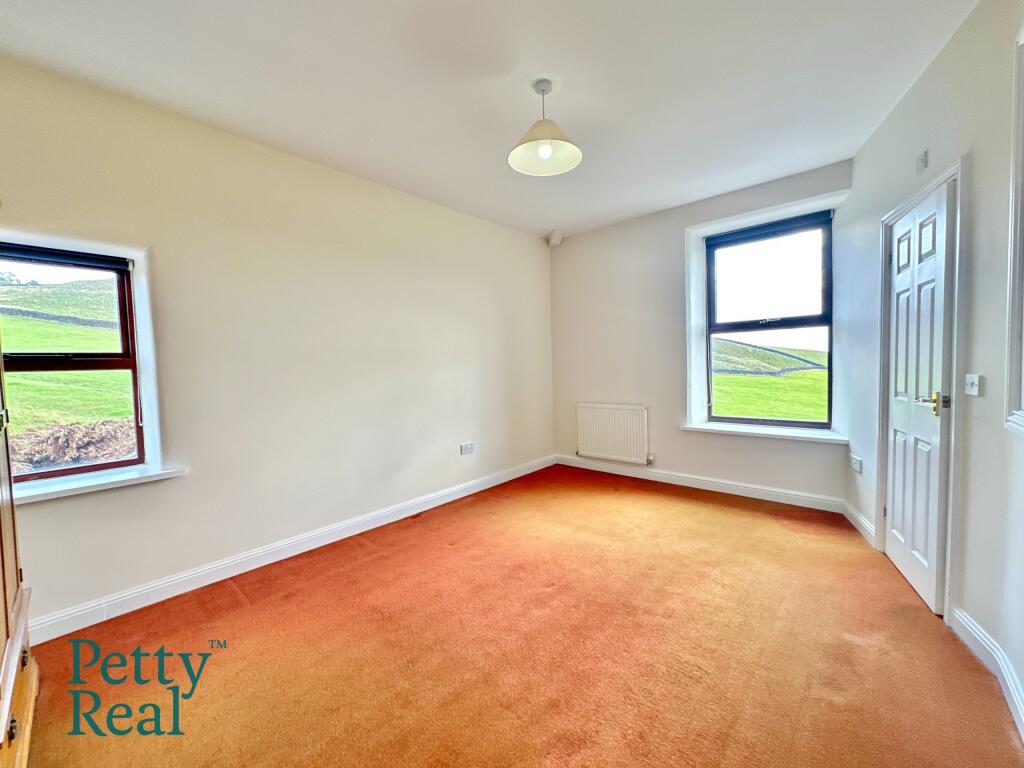 House in Blackburn - View 4