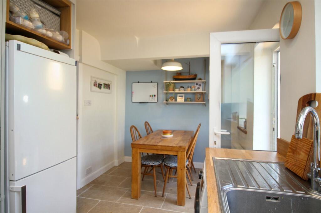 House in Southampton - View 4