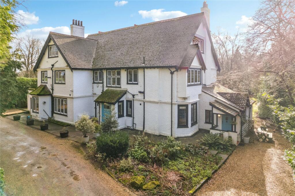 Main image of property: Lycrome Road, Chesham, Buckinghamshire, HP5