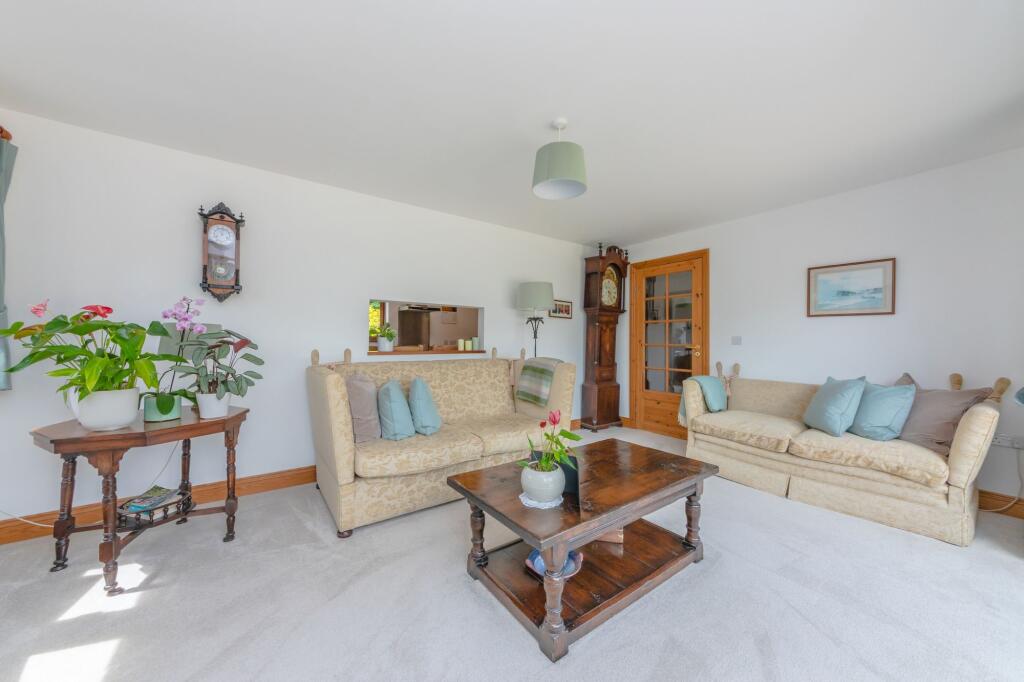 The Street, Offham, BN7 photo 5