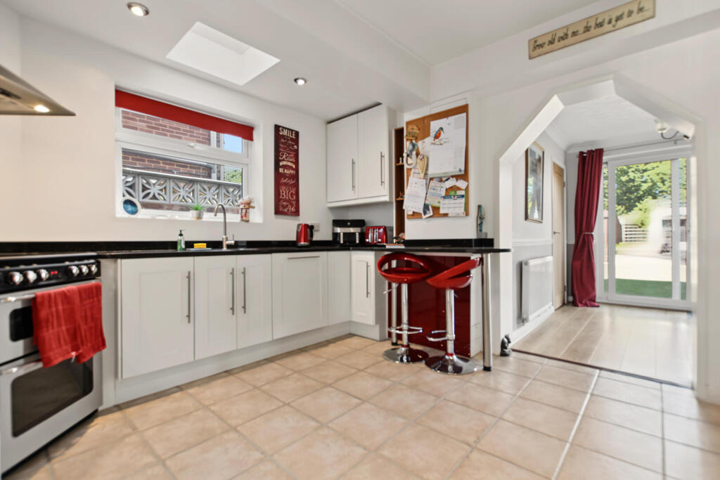 House in Dartford, Wilmington - View 3