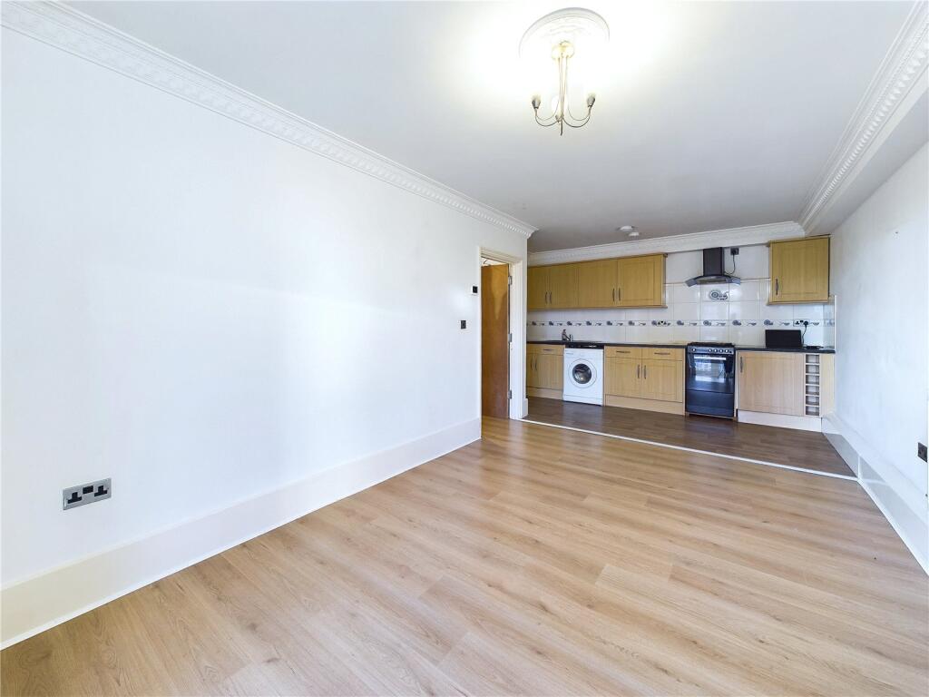 Apartment in London - View 4