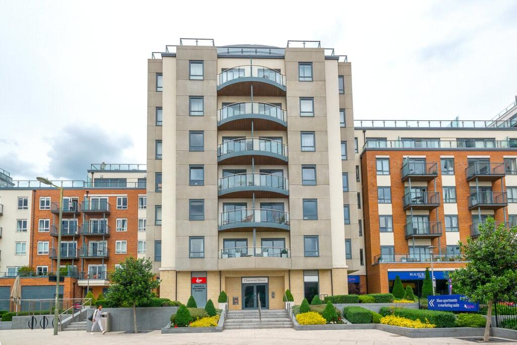 House in London - More